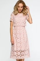 Sukienka na wesele koronkowa lekko rozkloszowana pudrowy róż