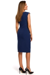 Elegancka sukienka ołówkowa marszczona w talii niebieska