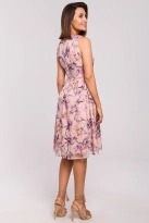 Sukienka szyfonowa w kwiaty bez rękawów dekolt V różowa