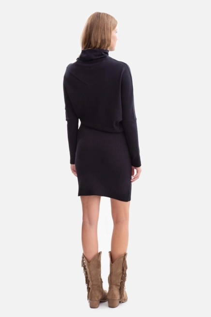 Bawełniana ołówkowa sukienka z dzianiny zbluzowana czarna