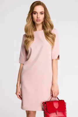 Elegancka sukienka trapezowa midi z dekoltem V z tyłu gładka różowa