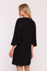 Elegancka sukienka trapezowa z bufiastymi rękawami czarna