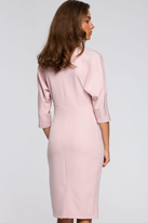 Sukienka elegancka ołówkowa z kimonowymi rękawami taliowana różowa