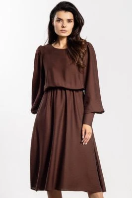 Elegancka sukienka rozkloszowana z długim rękawem brązowa
