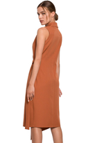 Sukienka marynarka na lato bez rękawów asymetryczna żakietowa brązowa