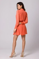 Szyfonowa sukienka koktajlowa z bufiastymi rękawami koralowa