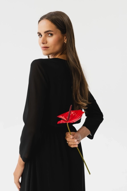 Elegancka zwiewna sukienka szyfonowa wizytowa czarna