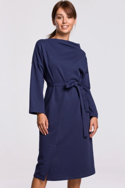 Bawełniana ciepła sukienka dzianinowa z paskiem niebieska