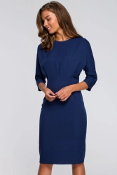 Sukienka ołówkowa z kimonowymi rękawami taliowana granatowa