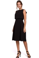 Elegancka rozkloszowana sukienka dekolt V na plecach czarna