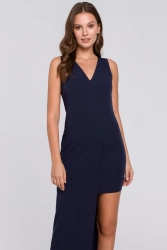 Piękna wieczorowa sukienka o wydłużonej linii jednego boku