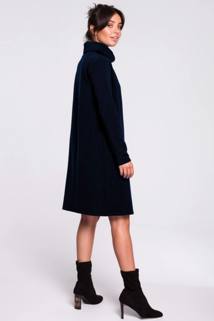 Sukienka bawełniana oversize trapezowa ze stójką granatowa