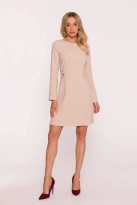 Elegancka sukienka trapezowa z patkami w talii beżowa