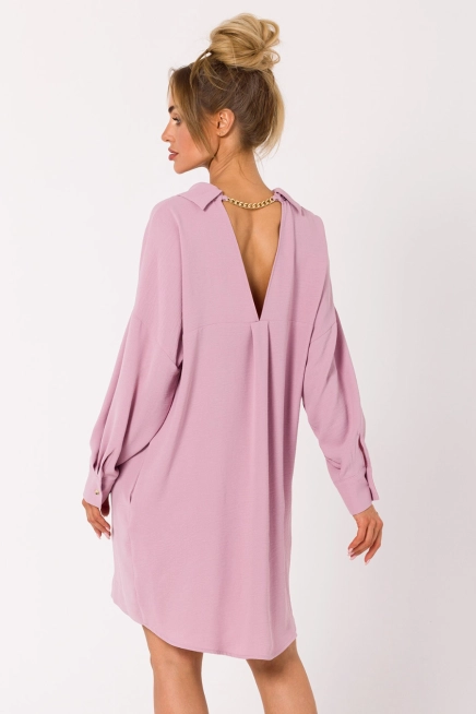 Sukienka koszulowa z dekoltem V na plecach różowa