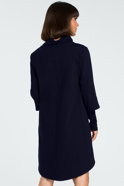 Trapezowa sukienka dresowa z golfem i długim rękawem granatowa